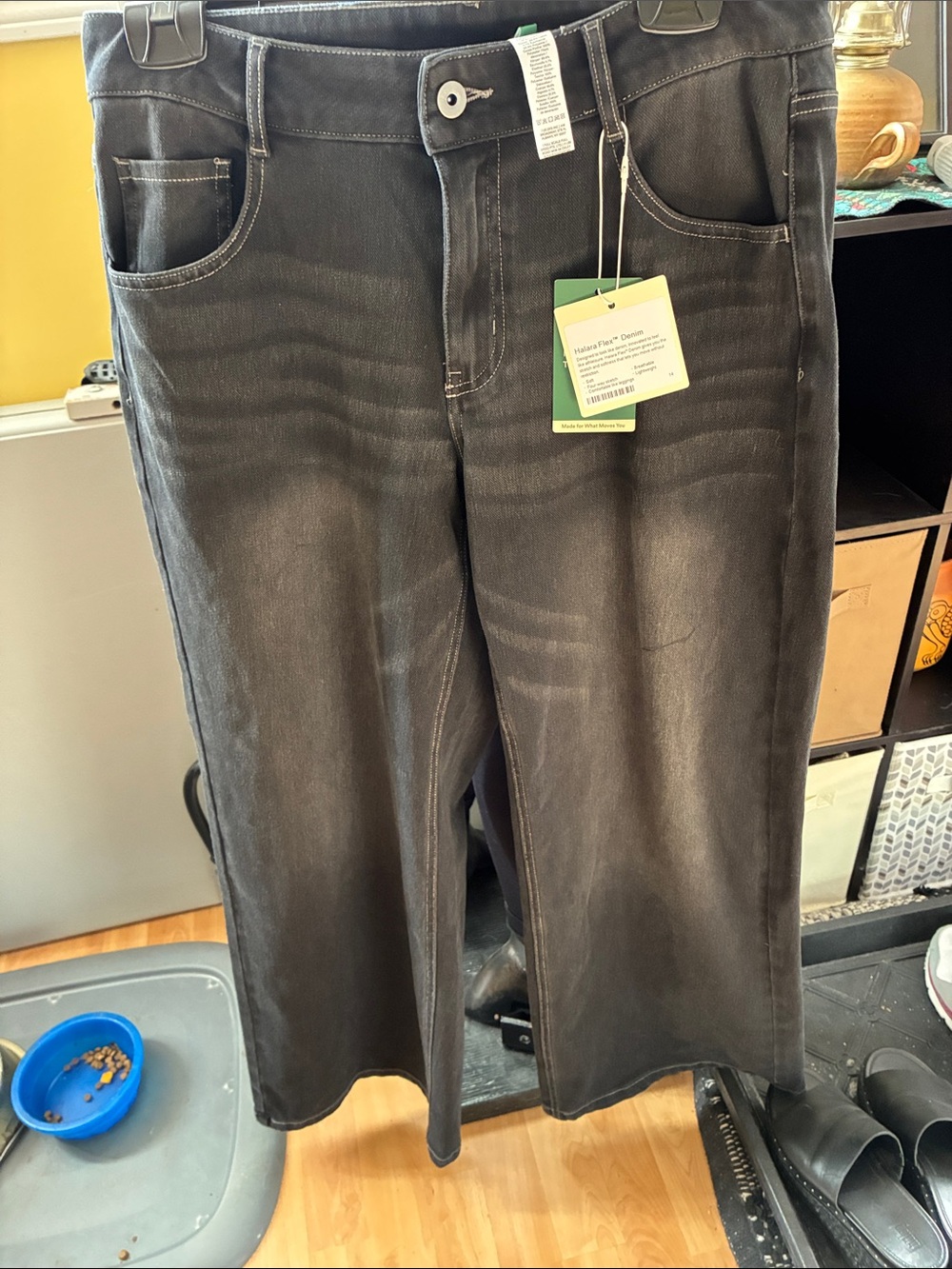 HALARA Black Wide Leg Jeans - Flare Fit